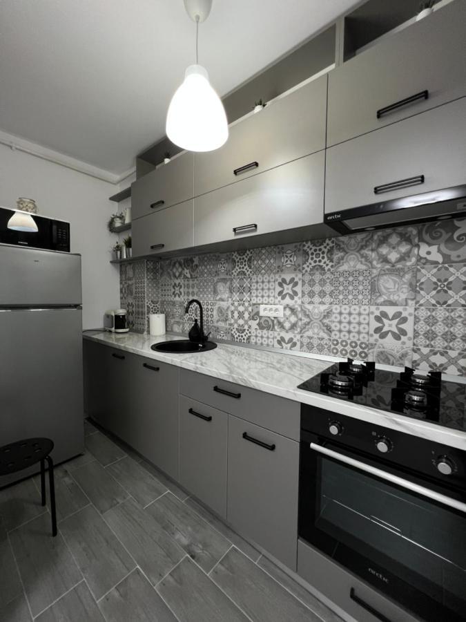 New Residence Apartament Popesti-Leordeni ภายนอก รูปภาพ